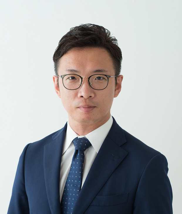 佐藤友哉