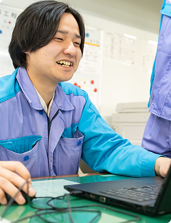 採用情報